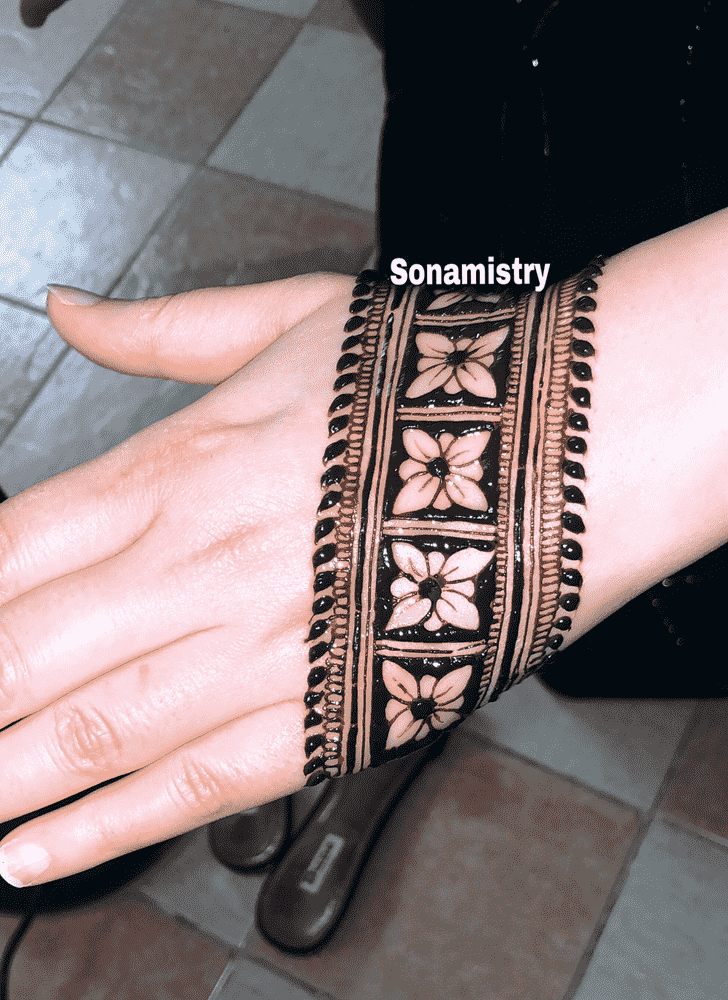 Inviting Coimbatore Henna Design