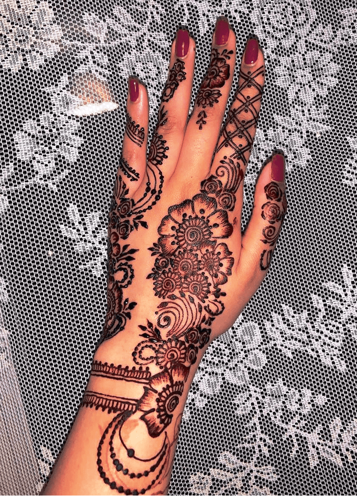 Marvelous Colorado Henna Design