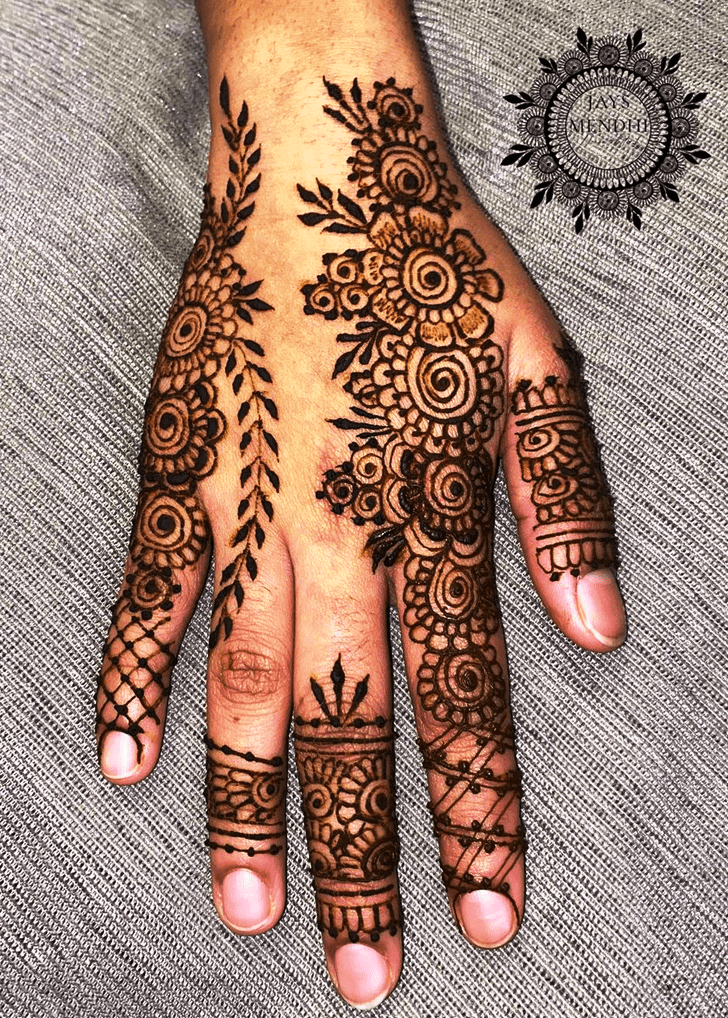 Nice Colorado Henna Design