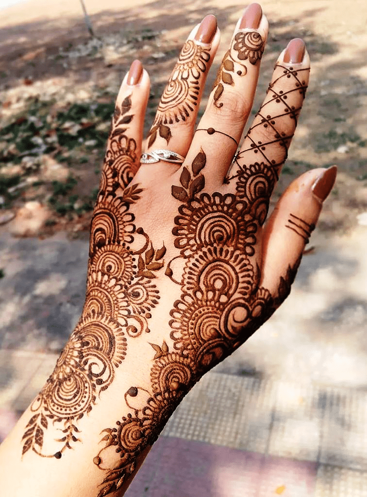 Refined Colorado Henna Design