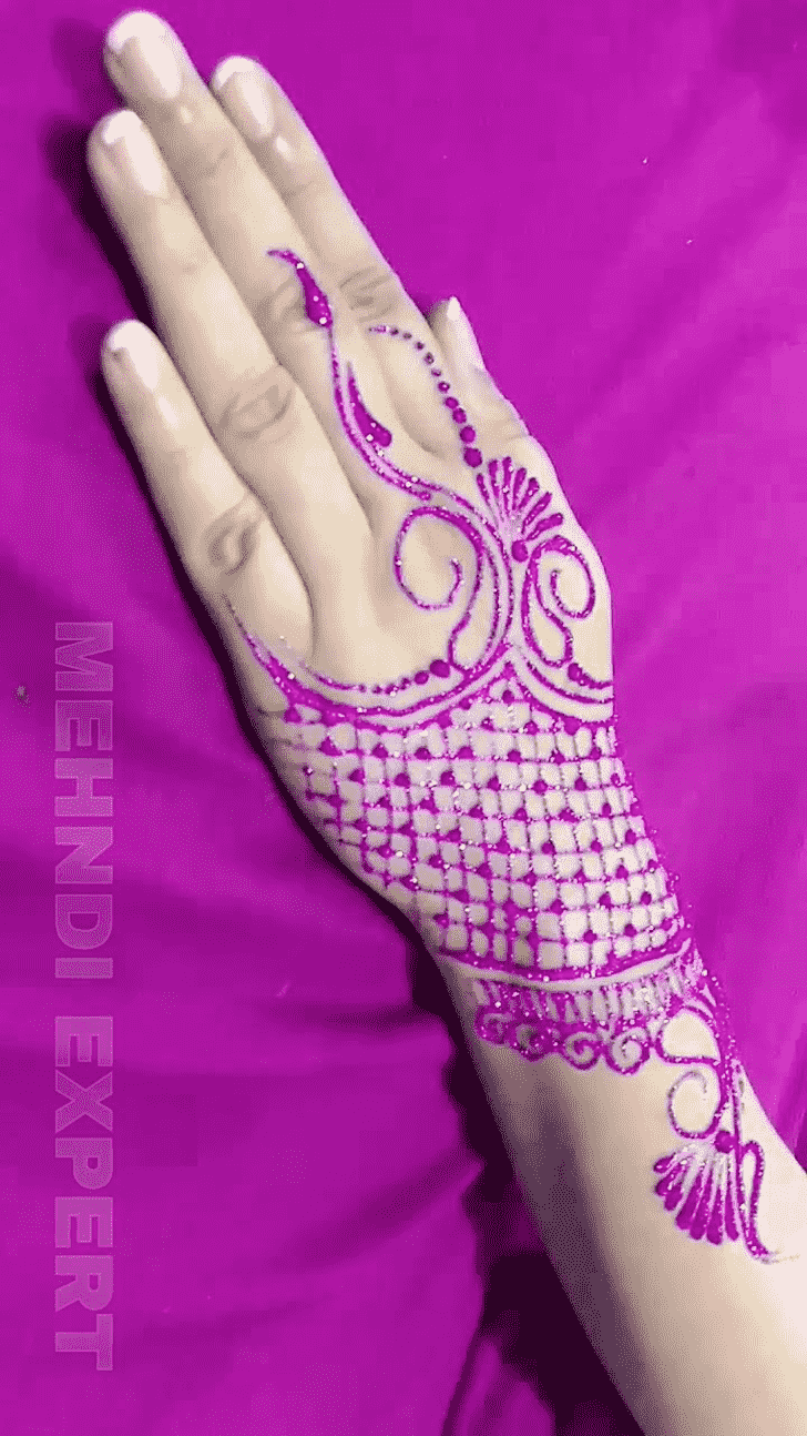 Gorgeous Coloured Henna Design