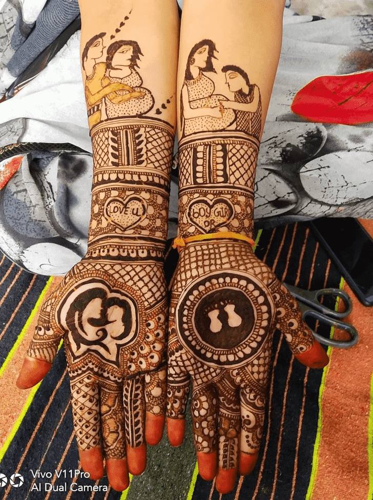 Adorable Comilla Henna Design