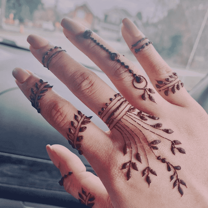 Stunning Comilla Henna Design