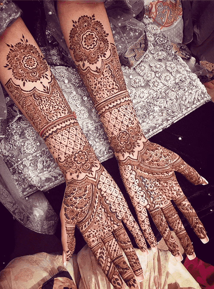 Captivating Copenhagen Henna Design