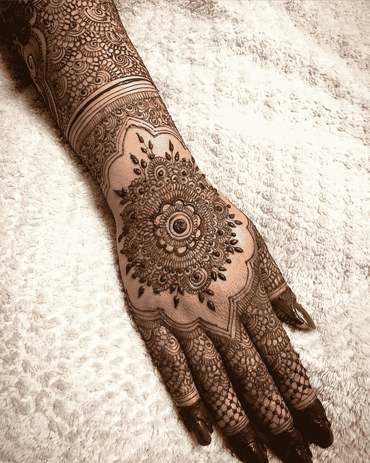 Comely Copenhagen Henna Design