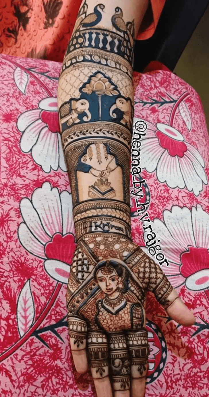 Fair Creative Henna Design