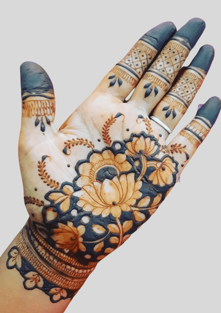 Stunning Cuba Henna Design