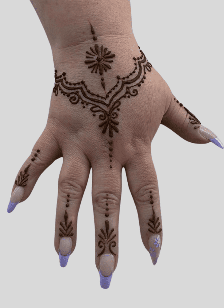 Enthralling Cultural Henna Design