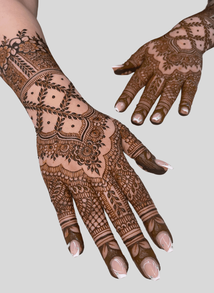 Good Looking Cultural Henna Design