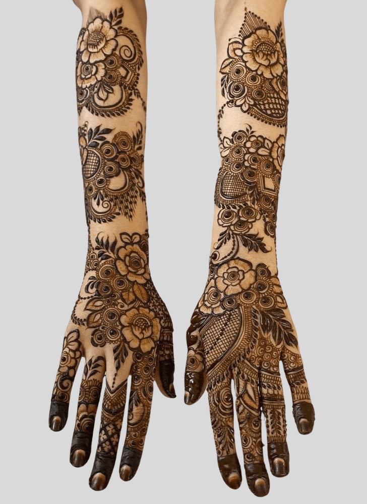 Inviting Cultural Henna Design