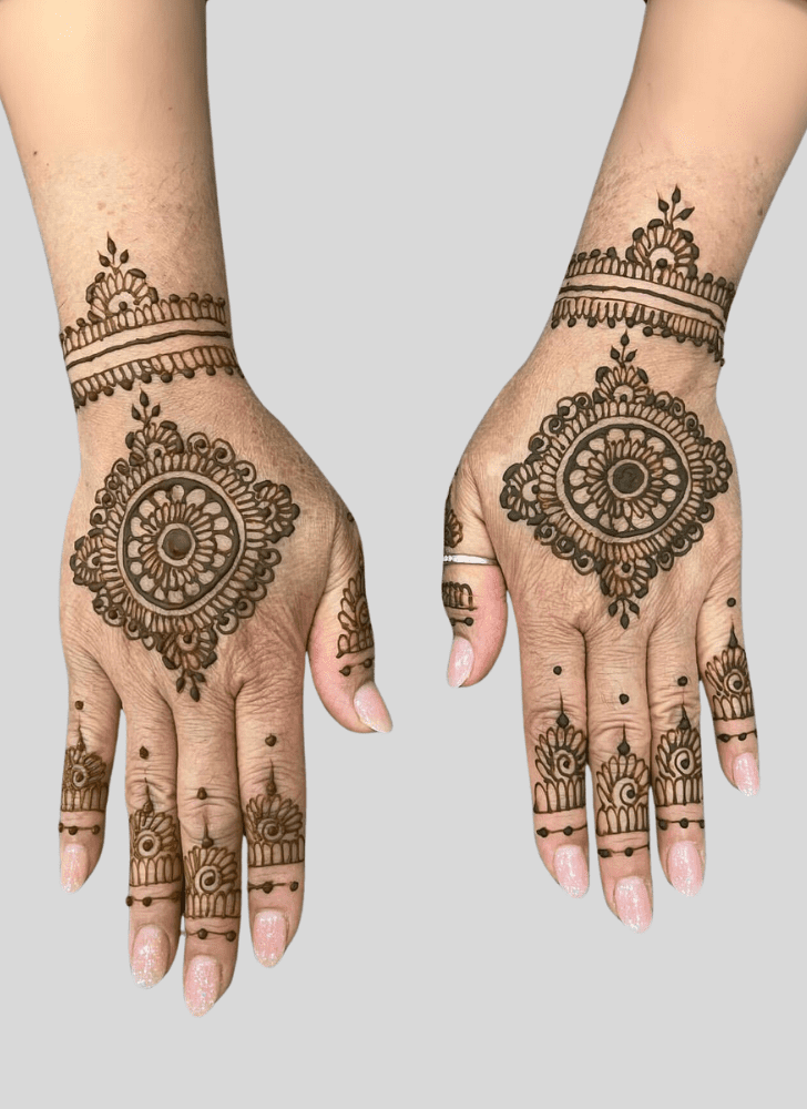 Pretty Cultural Henna Design