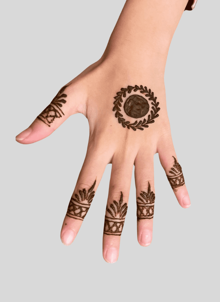 Inviting Cute Henna design