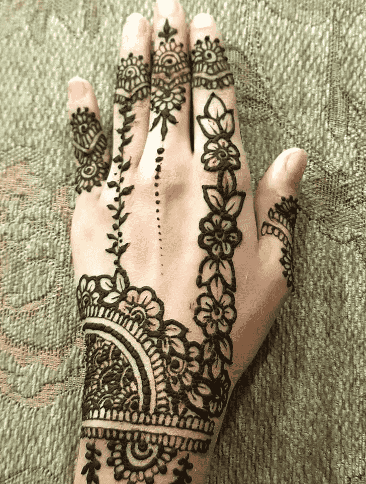 Fetching Cute Henna design