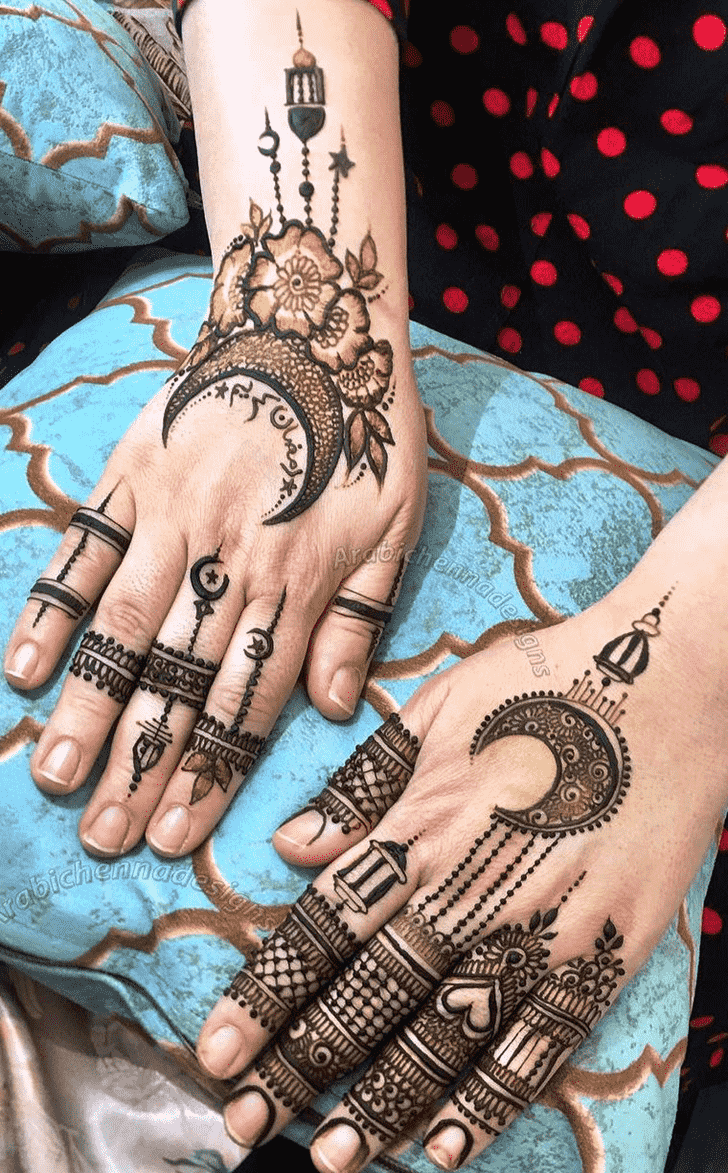 Delicate Dainty Henna Design