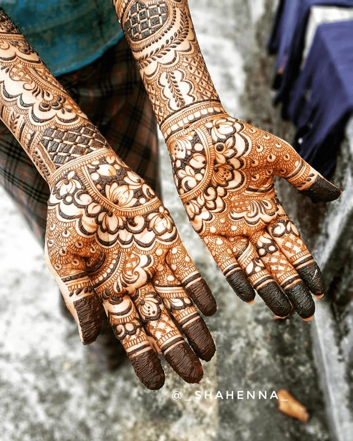 Comely Dalhousie Henna Design