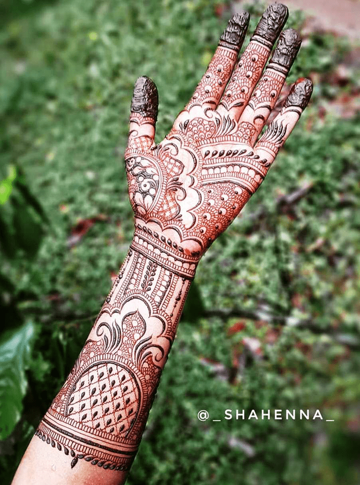 Delicate Dalhousie Henna Design