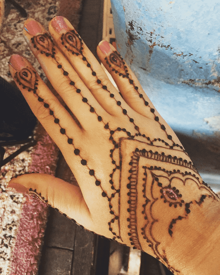 Beauteous Dallas Henna Design