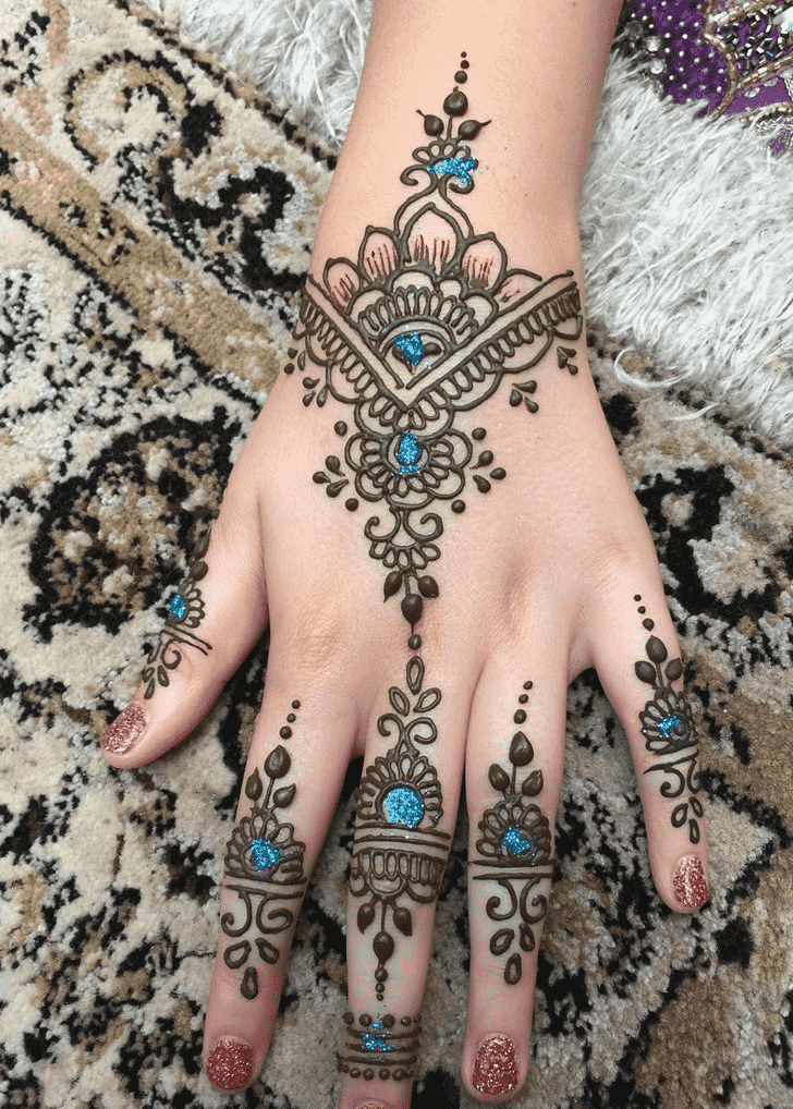 Bewitching Dallas Henna Design