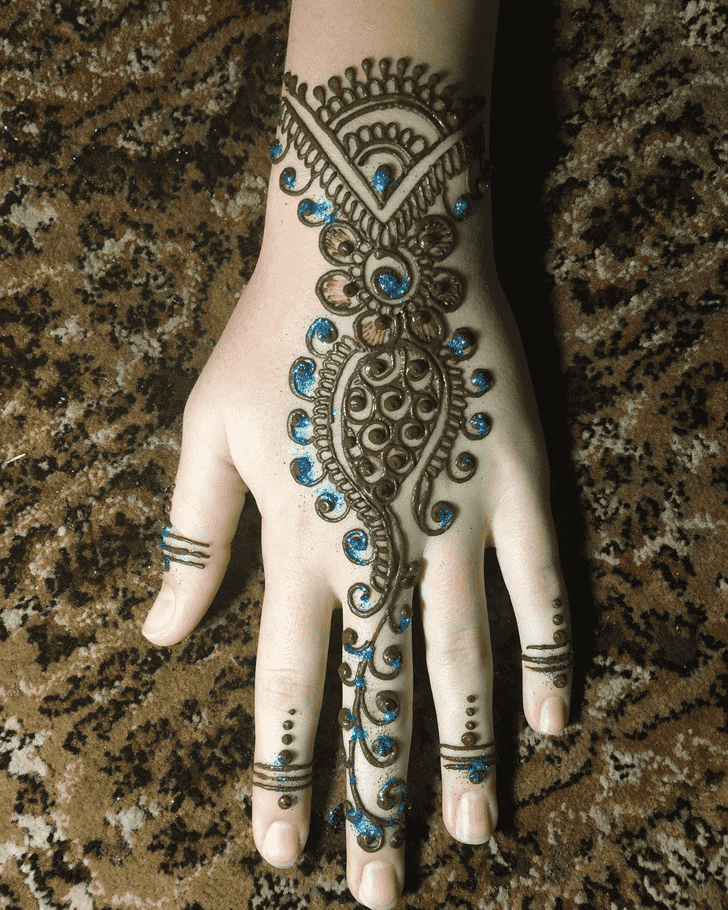 Classy Dallas Henna Design