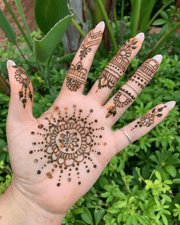 Fine Dallas Henna Design