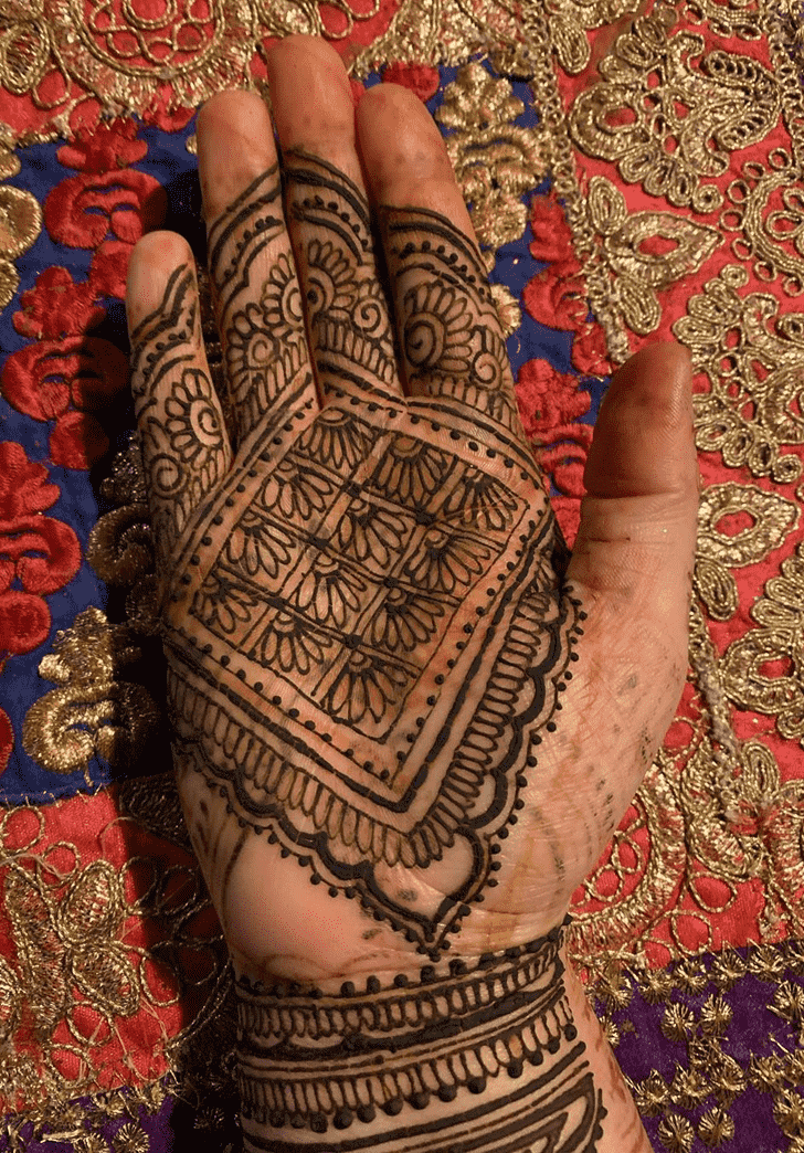 Magnetic Dallas Henna Design