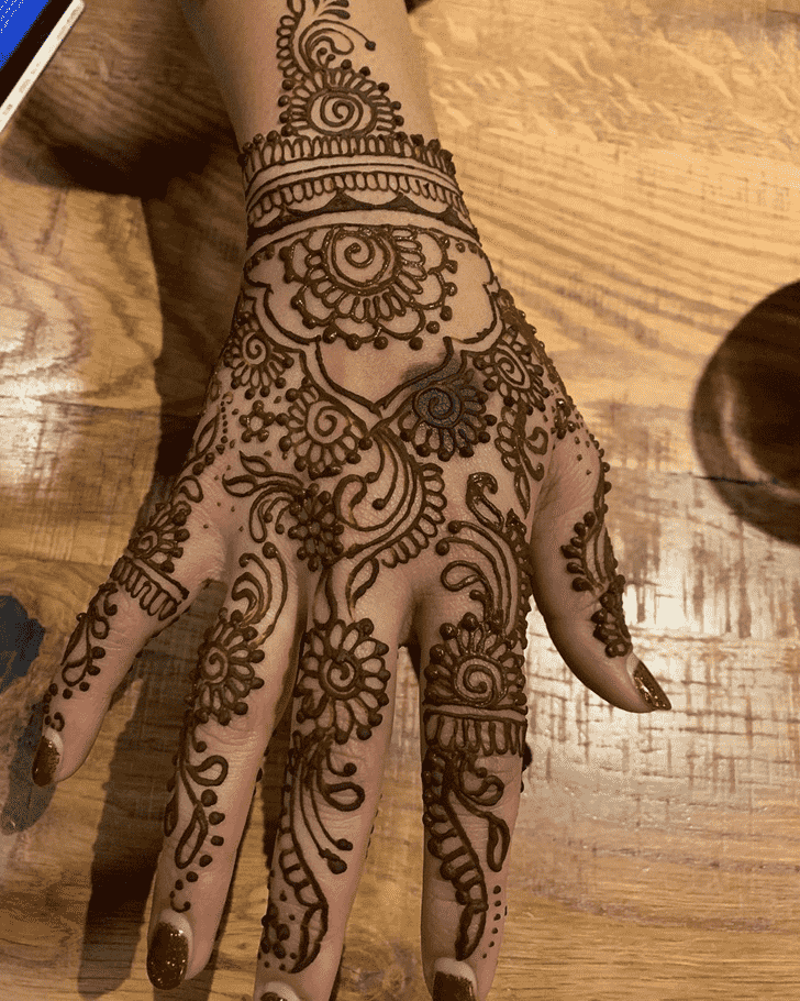 Pleasing Dallas Henna Design