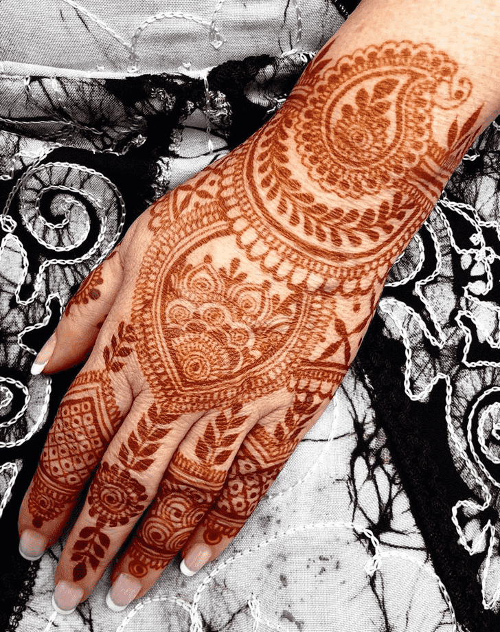 Radiant Dallas Henna Design