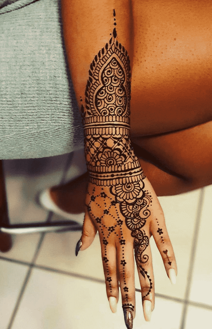 Graceful Denver Henna Design