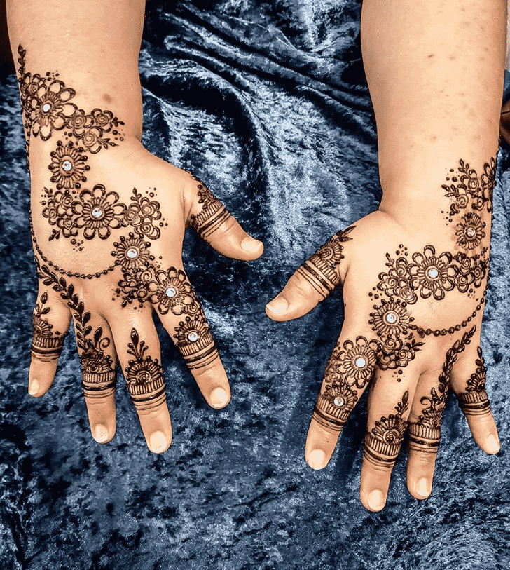 Pretty Denver Henna Design