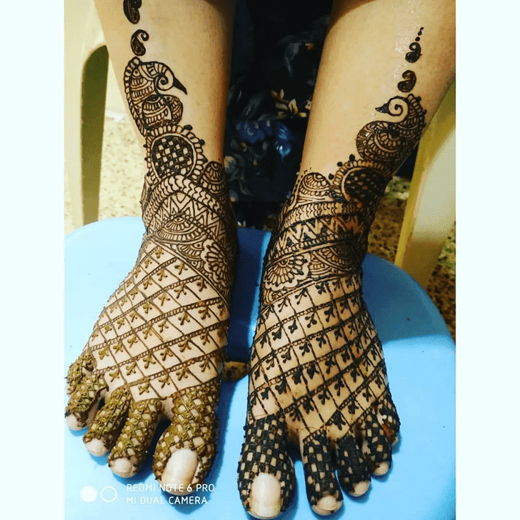 Comely Dhaka Henna Design