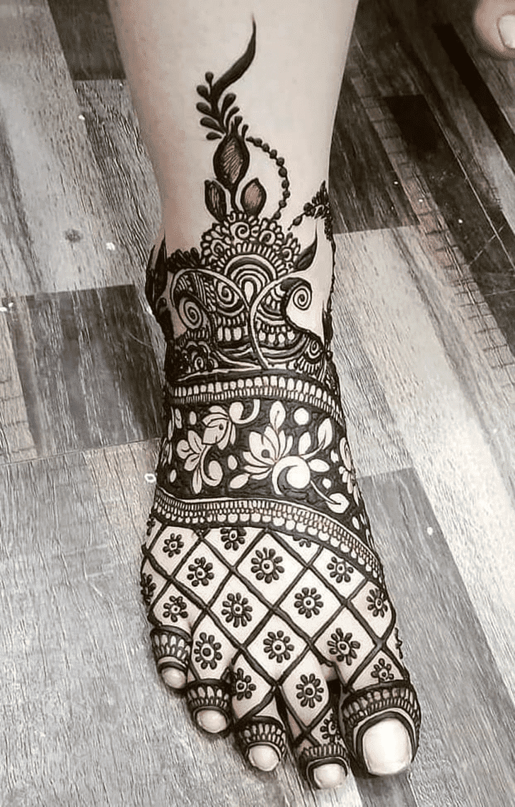 Fair Dhaka Henna Design