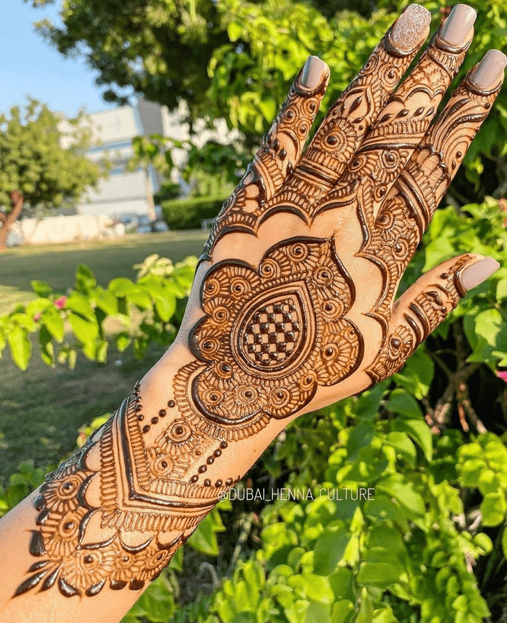 Magnetic Dhaka Henna Design