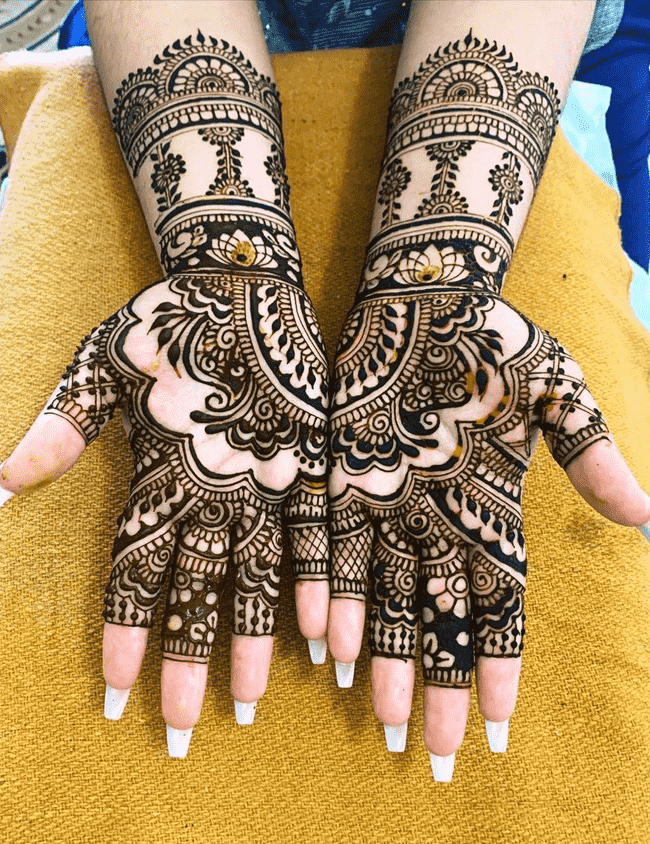 Captivating Dharamshala Henna Design