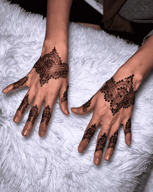 Delicate Dharamshala Henna Design