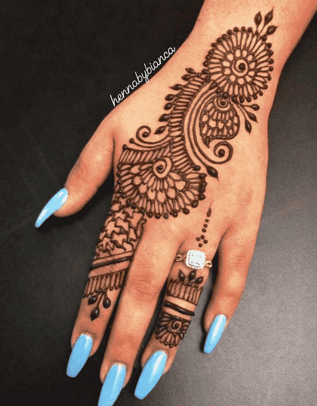 Exquisite Dharamshala Henna Design