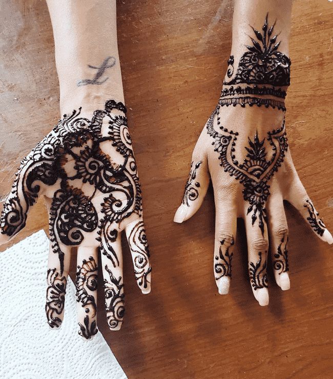 Splendid Dharamshala Henna Design