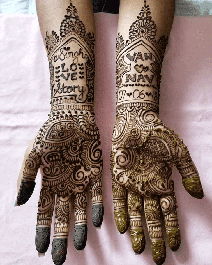 Graceful Diwali Henna Design