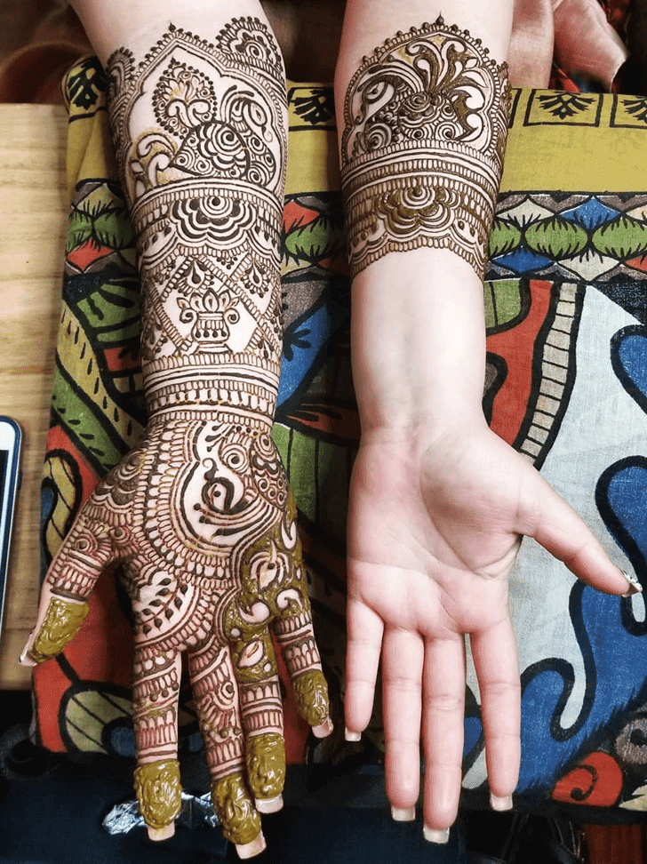 Magnificent Diwali Henna Design