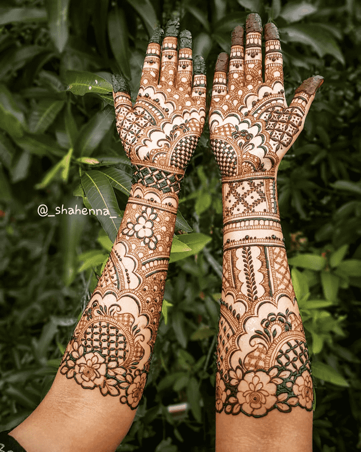 Dazzling Dubai Henna Design