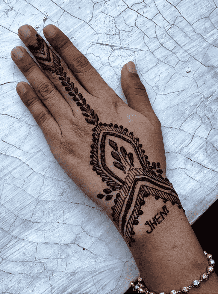 Graceful Dublin Henna Design