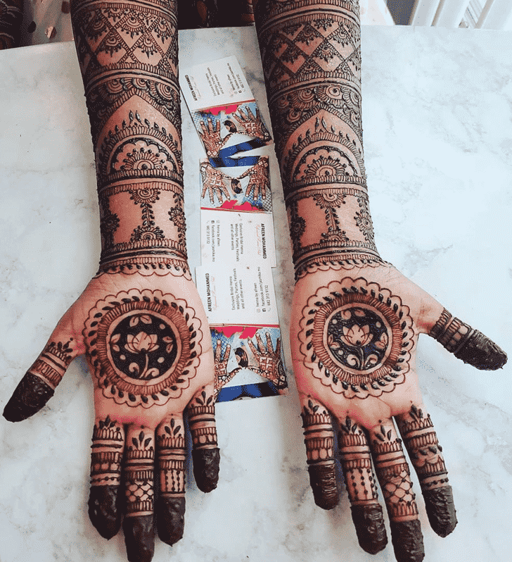 Adorable Dulhan Henna Design