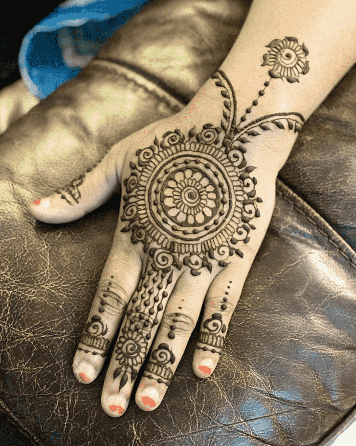 Mesmeric Dulhan Henna Design