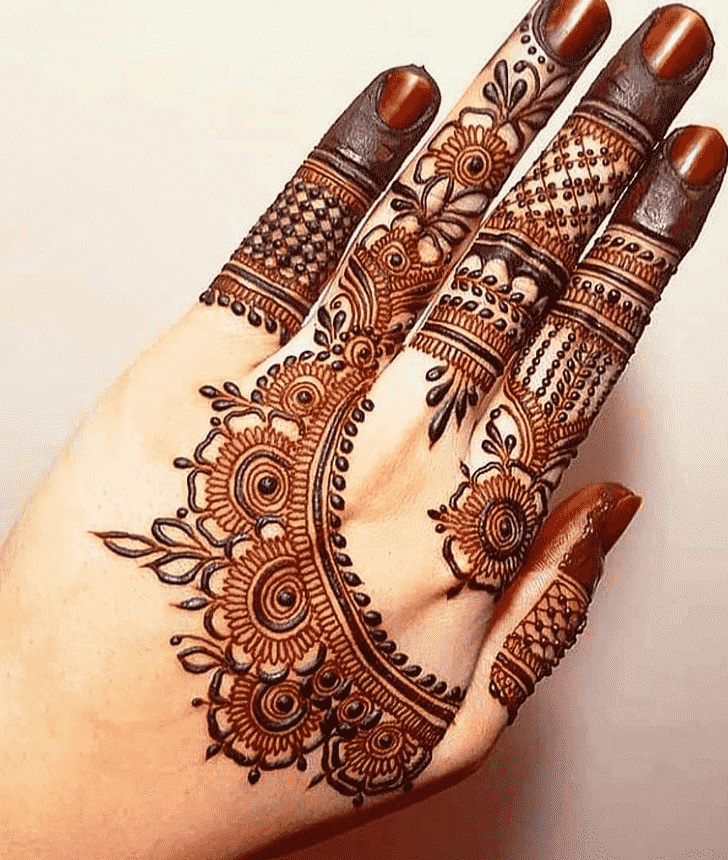 Wonderful Earrings Mehndi Design