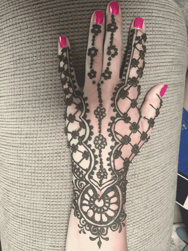 Fetching Easter Henna Design