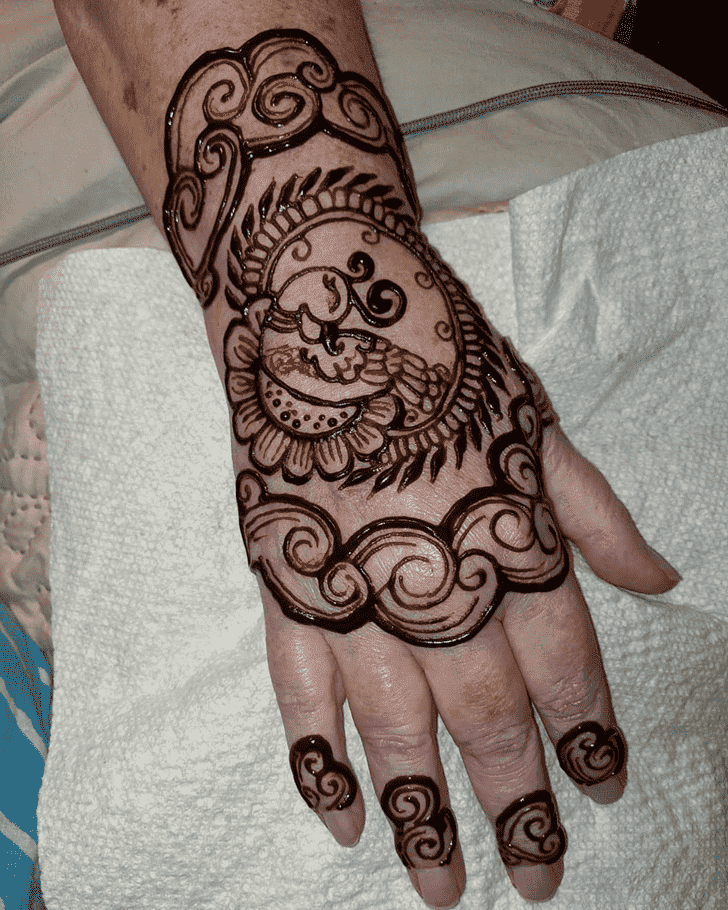 Good Looking Easter Henna Design