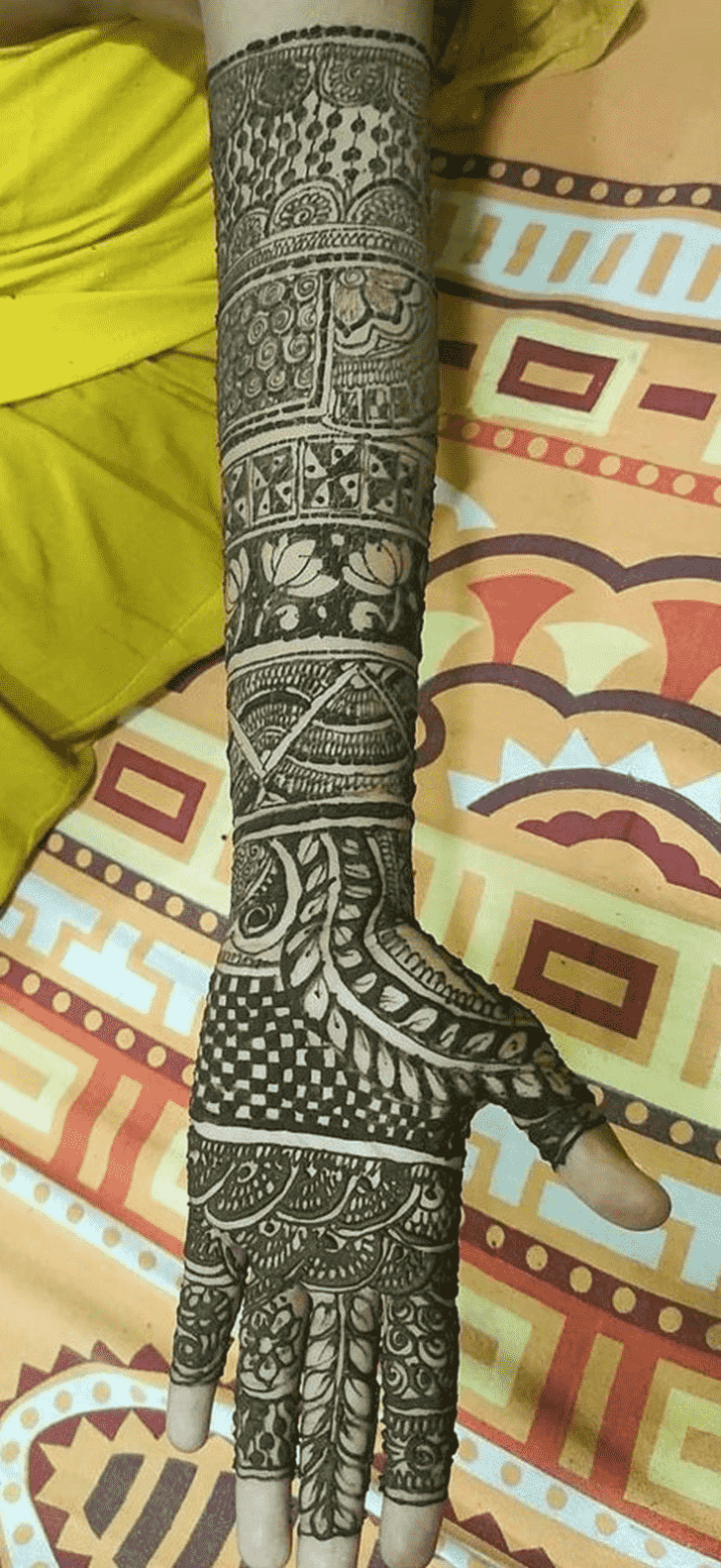 Enthralling Egyptian Henna Design