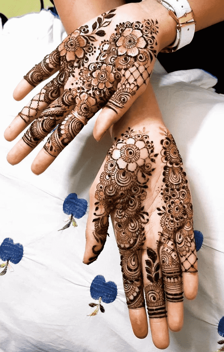 Splendid Egyptian Henna Design