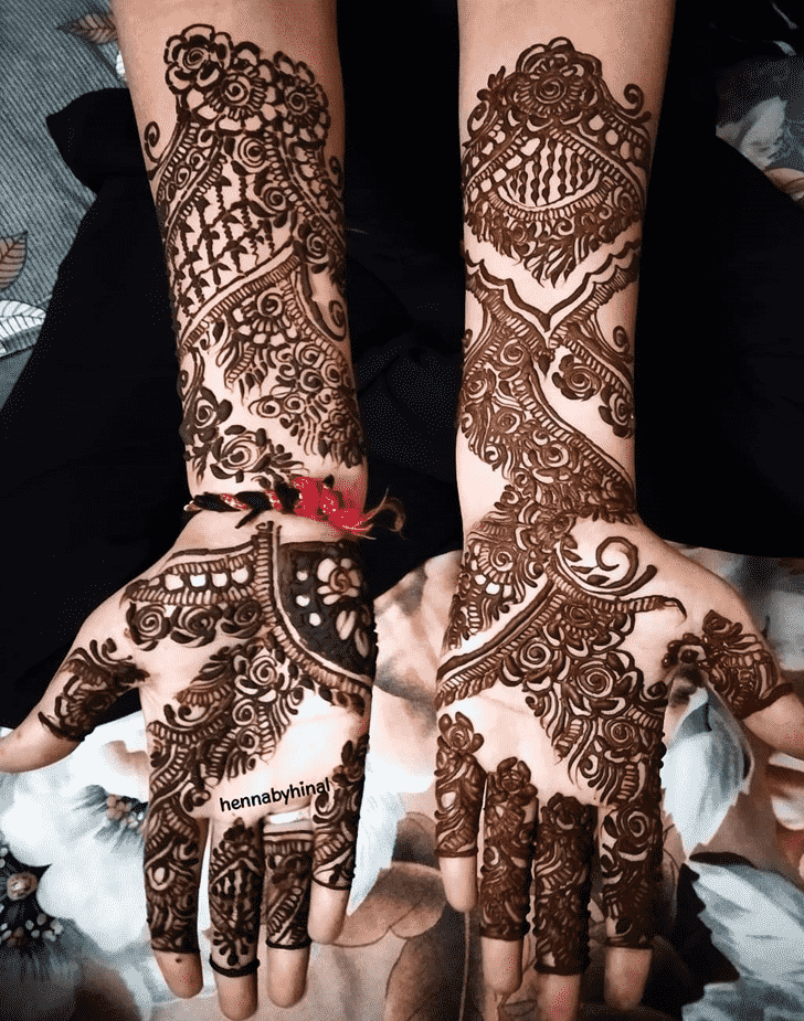 Wonderful Egyptian Mehndi Design