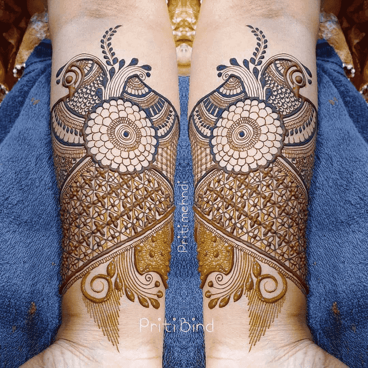 Captivating EID Henna Design