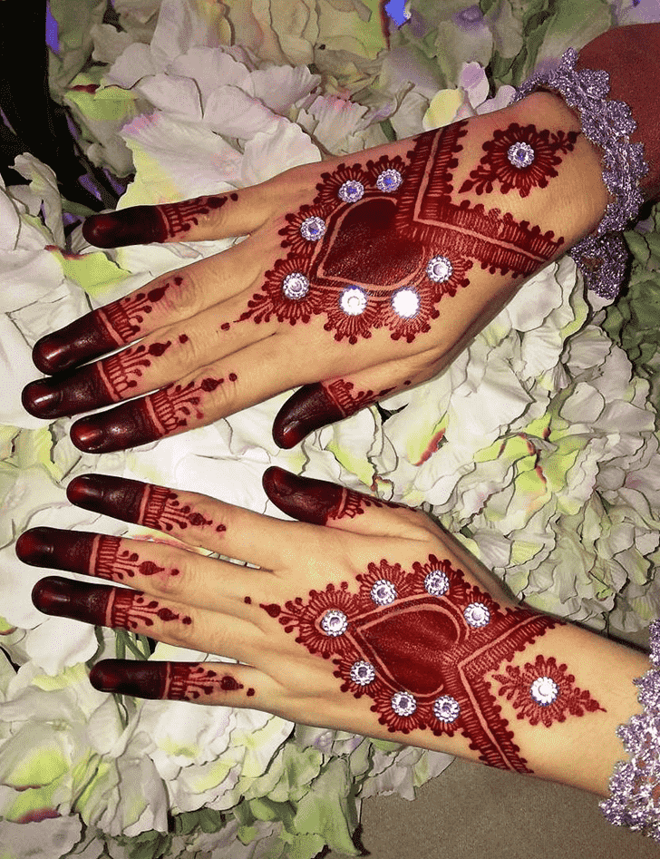 Refined EID Henna Design